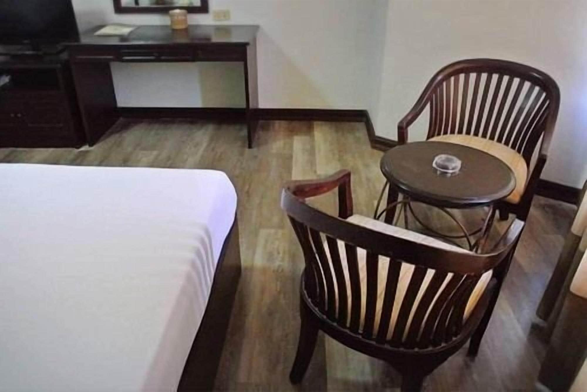 פטצ'אבורי Royal Diamond Hotel מראה חיצוני תמונה