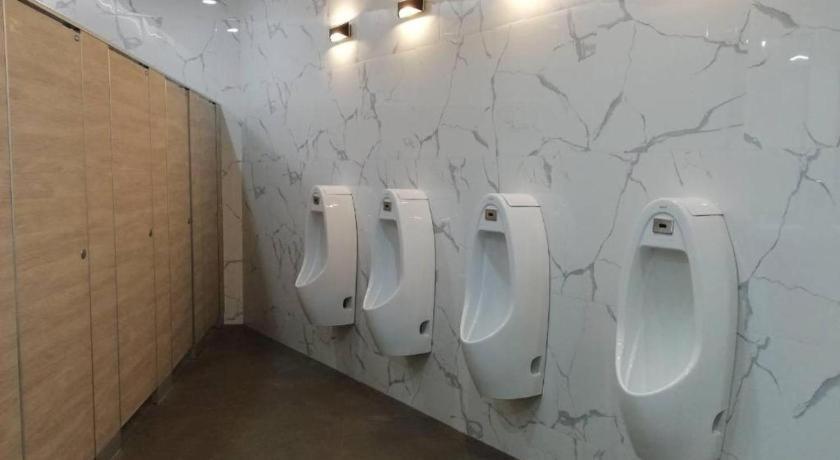 פטצ'אבורי Royal Diamond Hotel מראה חיצוני תמונה